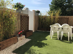 Studio 35m2 à 3 km de la gare d Angoulême avec draps et linge de maison fournis